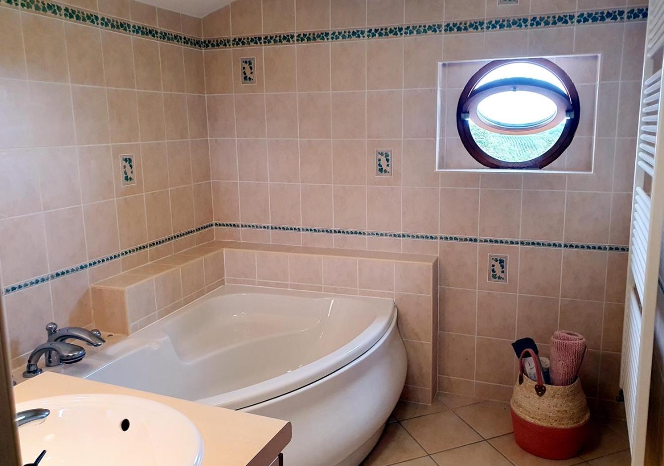 Le Clos Violet Clesse Holiday Home For 6 מראה חיצוני תמונה